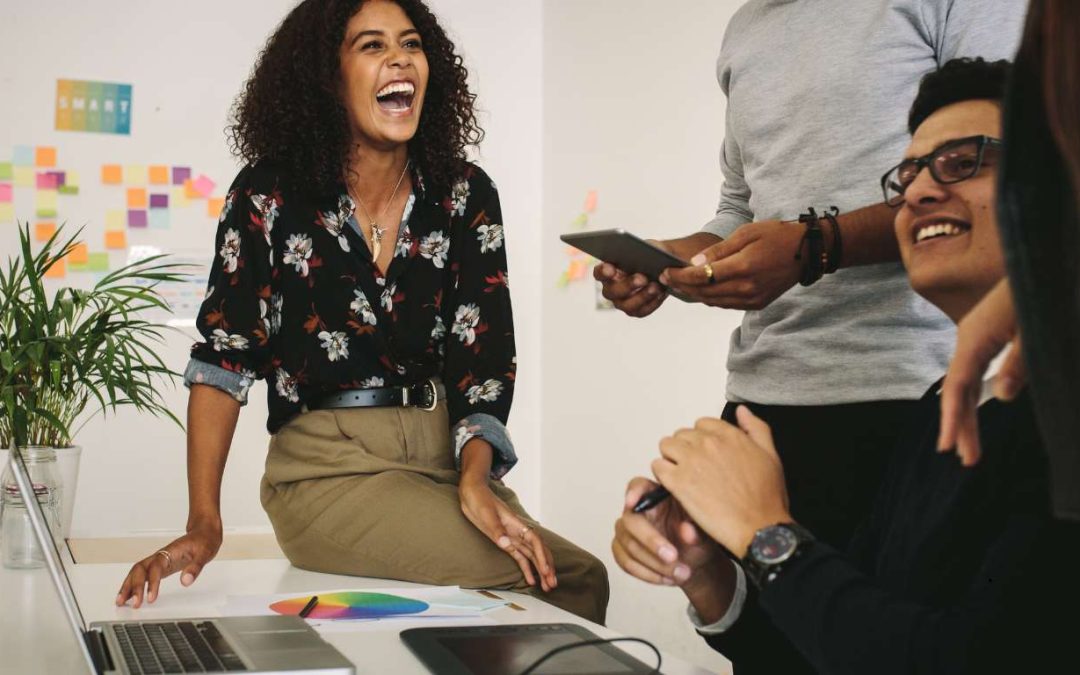 Les 5 sens en éveil : comment l’environnement de travail influence la productivité et le bien-être